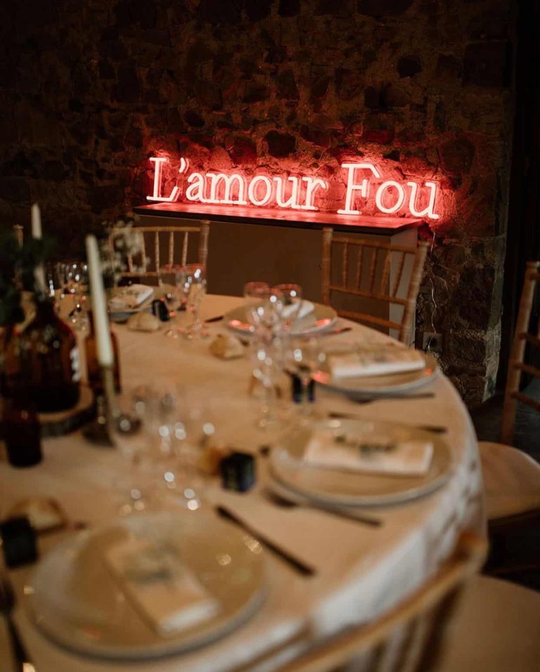 neon rouge mariage