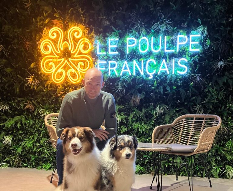 Le Poulpe Francais mur végétal néon personnalisé