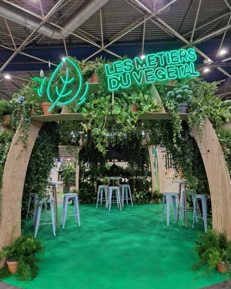 Néon Brand Le metier du vegetal Green Booth