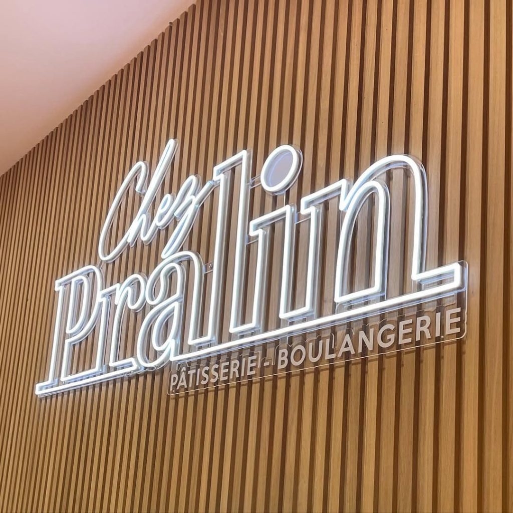 Néon-logo-boulangerie