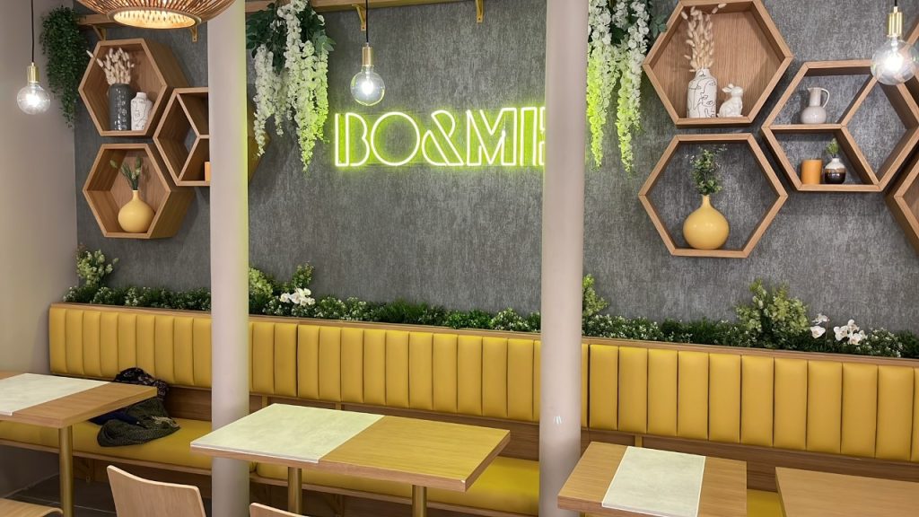 neon RESTAU neon jaune