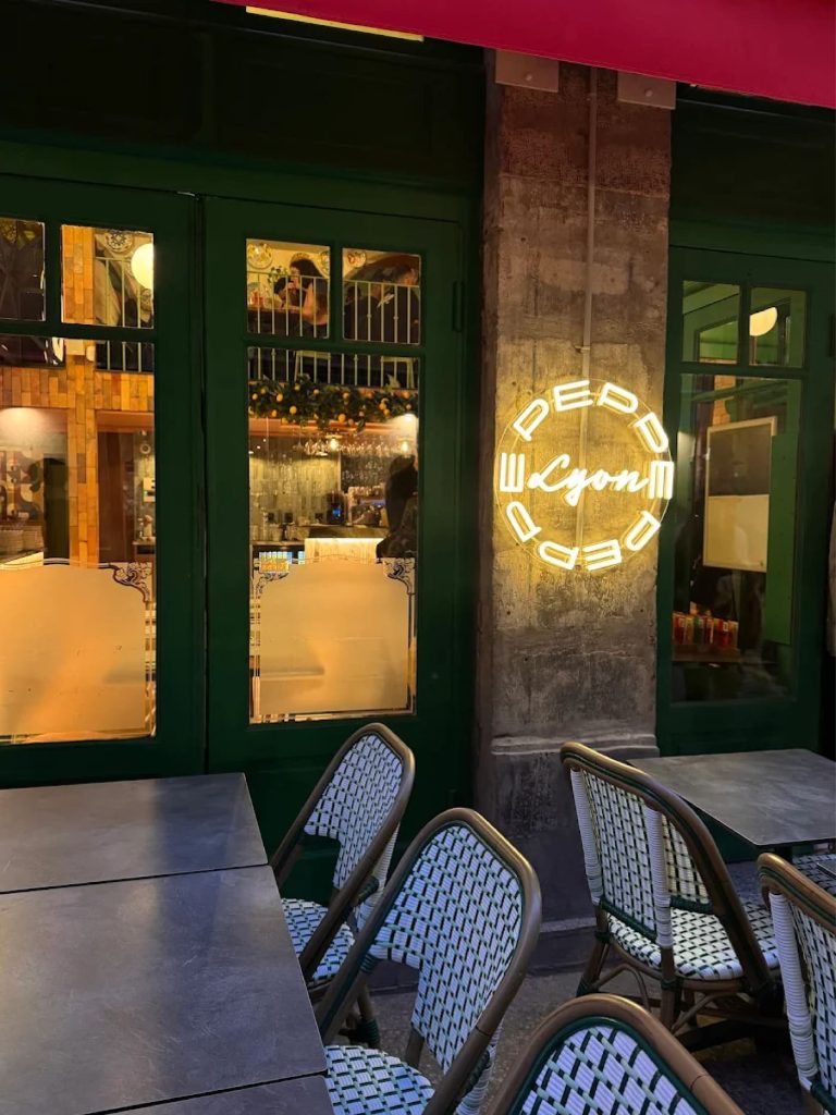 Néon Restaurant Peppe Lyon Outdoor exterieur neon 1