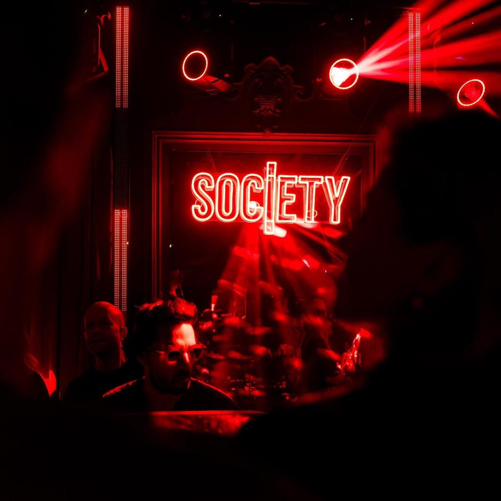 Néon Society Red Rouge Discotheque night club DJ