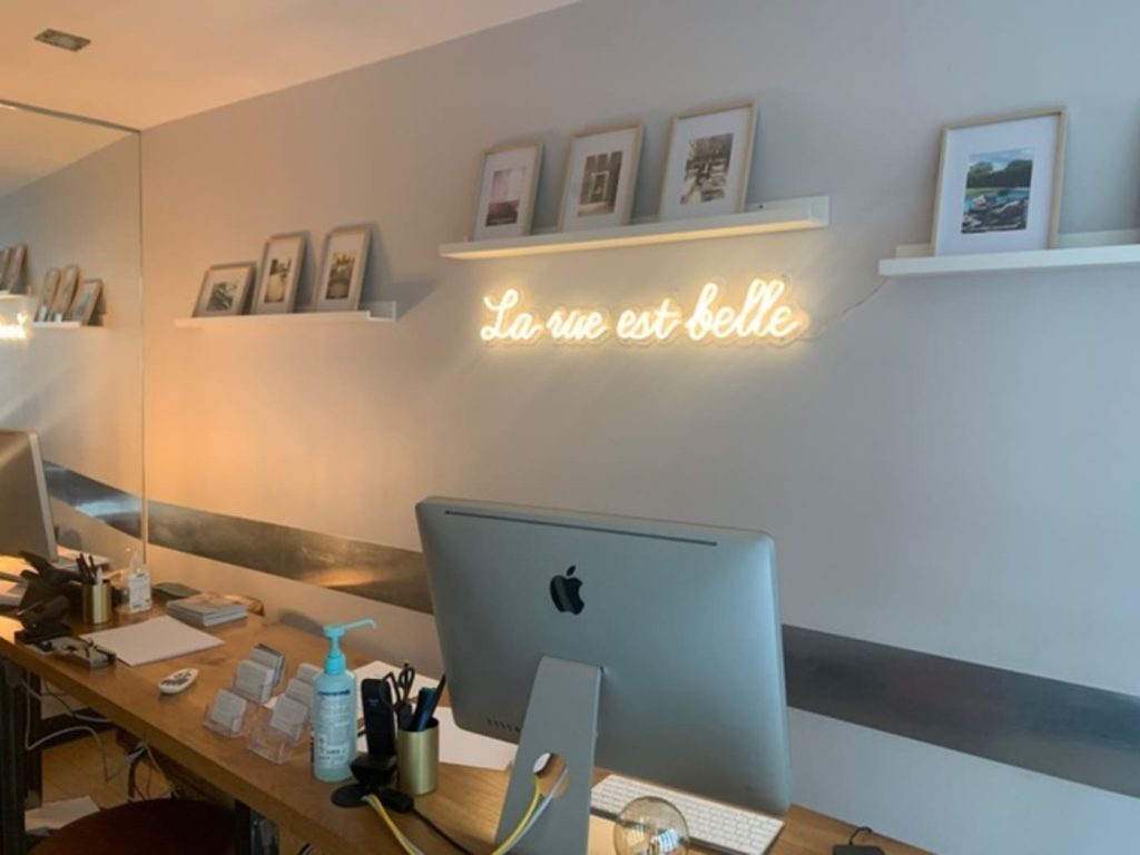 Néon office home decor la rue est belle warm white