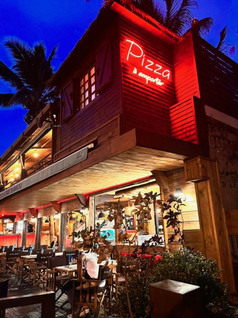 Néon outdoor acryled pizza red